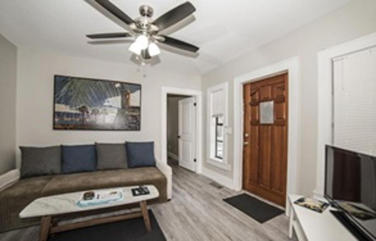 St Pete Vacation Rentals Sankt Petersburg Exterior foto